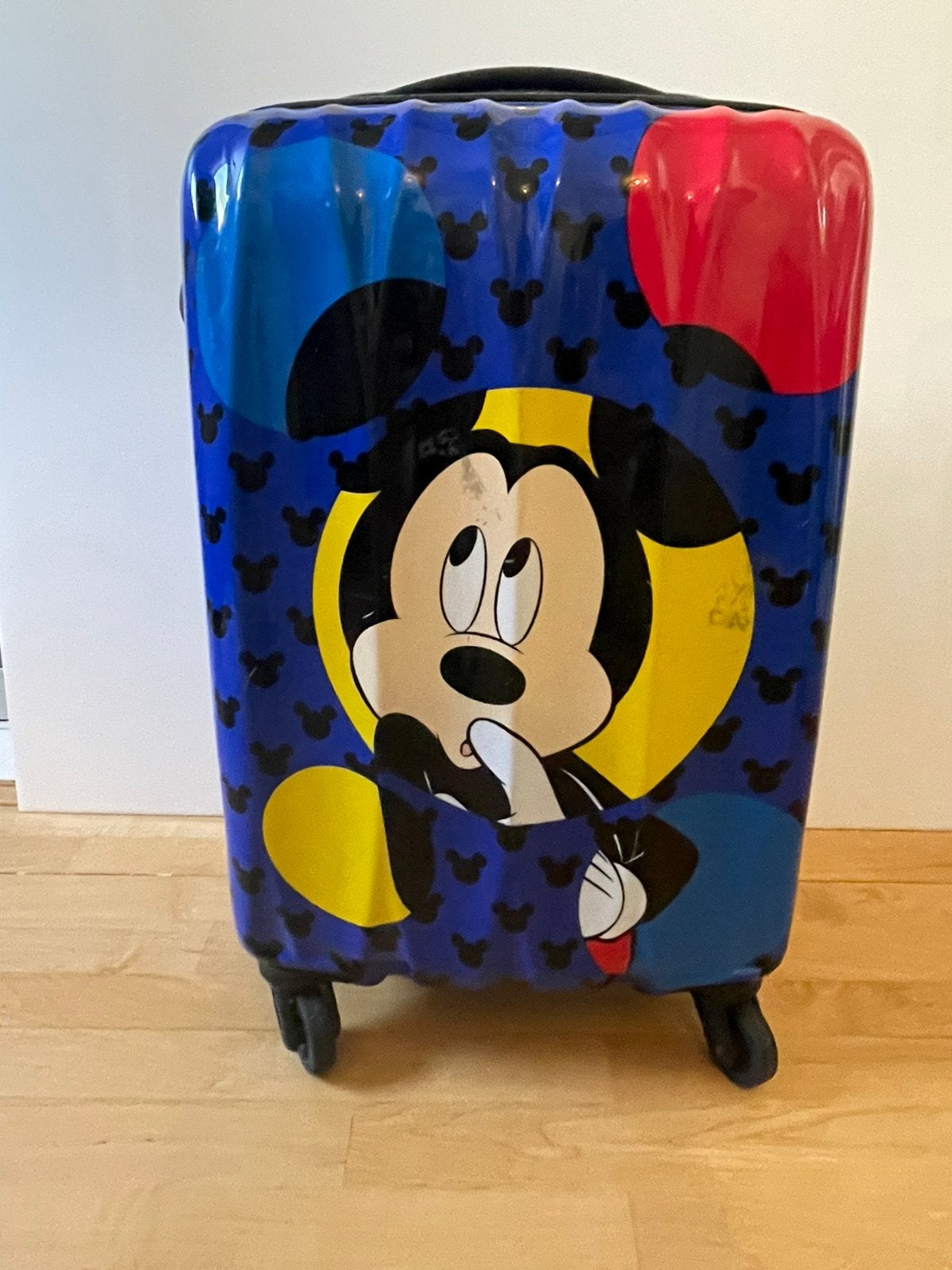 Mickey Mouse koffer, Wieltjes, Hard kunststof, Minder dan 50 cm, Ophalen of Verzenden