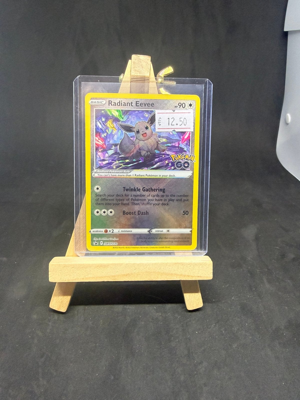 Radiant eevee swsh230 nm/nm, Ophalen of Verzenden, Zo goed als nieuw