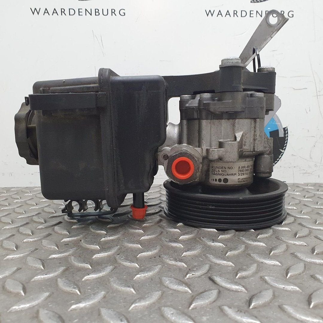 MERCEDES SPRINTER 316 CDI L3H2 STUURPOMP 0064667801 2016, Ophalen of Verzenden, Gebruikt, Stiba lid