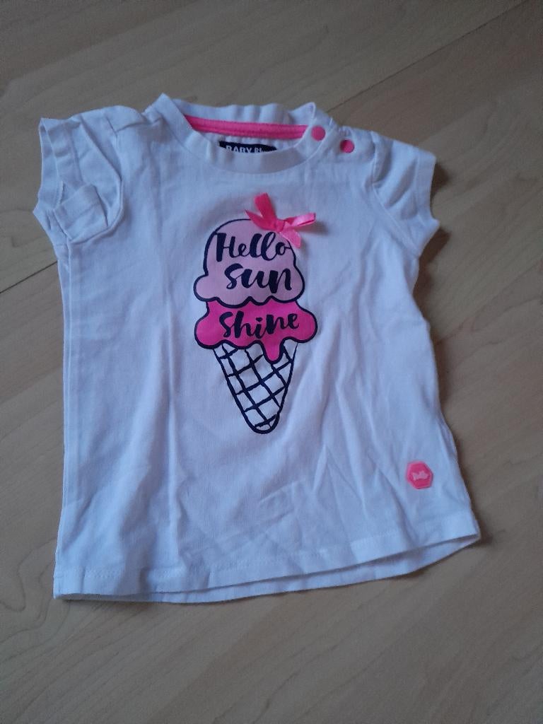 WIT SHIRT MET KORTE MOUW EN PRINT MAAT 80 MERK BABY BLUE, Ophalen of Verzenden, Zo goed als nieuw, Meisje, Shirtje of Longsleeve