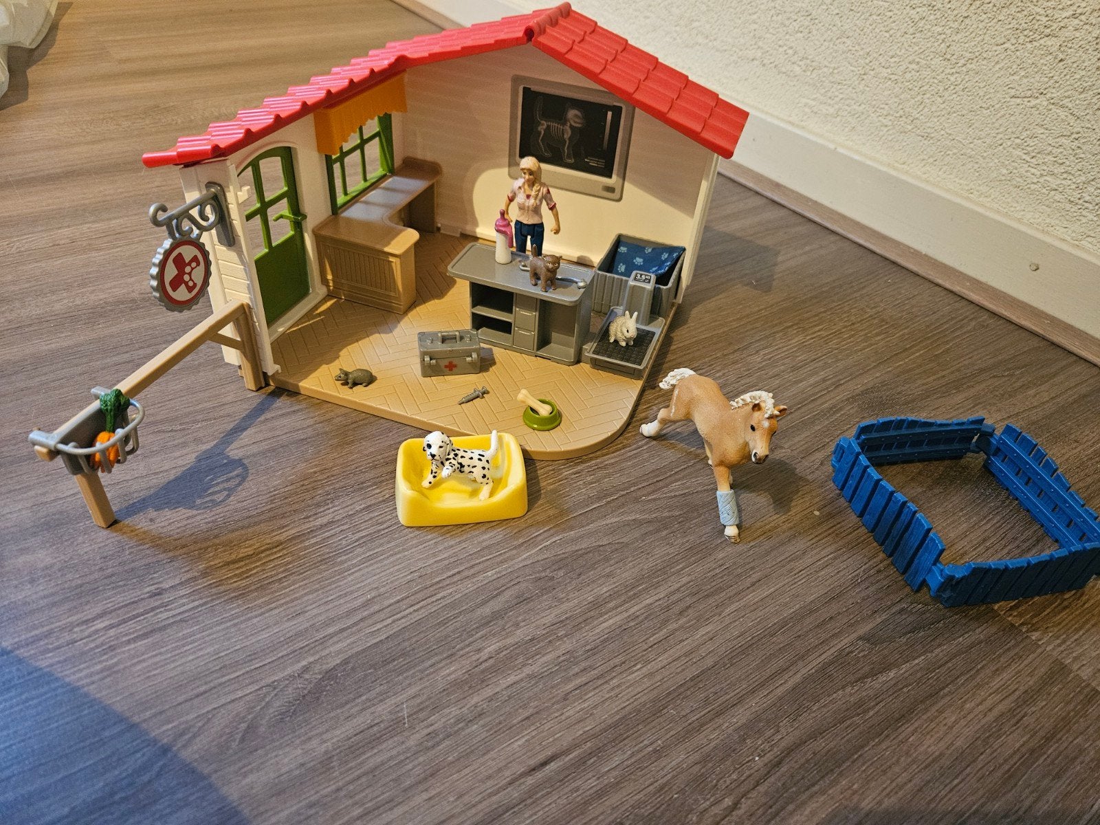 Schleich Farm World Dierenartspraktijk met Dieren, Kinderen en Baby's, Speelgoed | Overig, Ophalen of Verzenden, Zo goed als nieuw