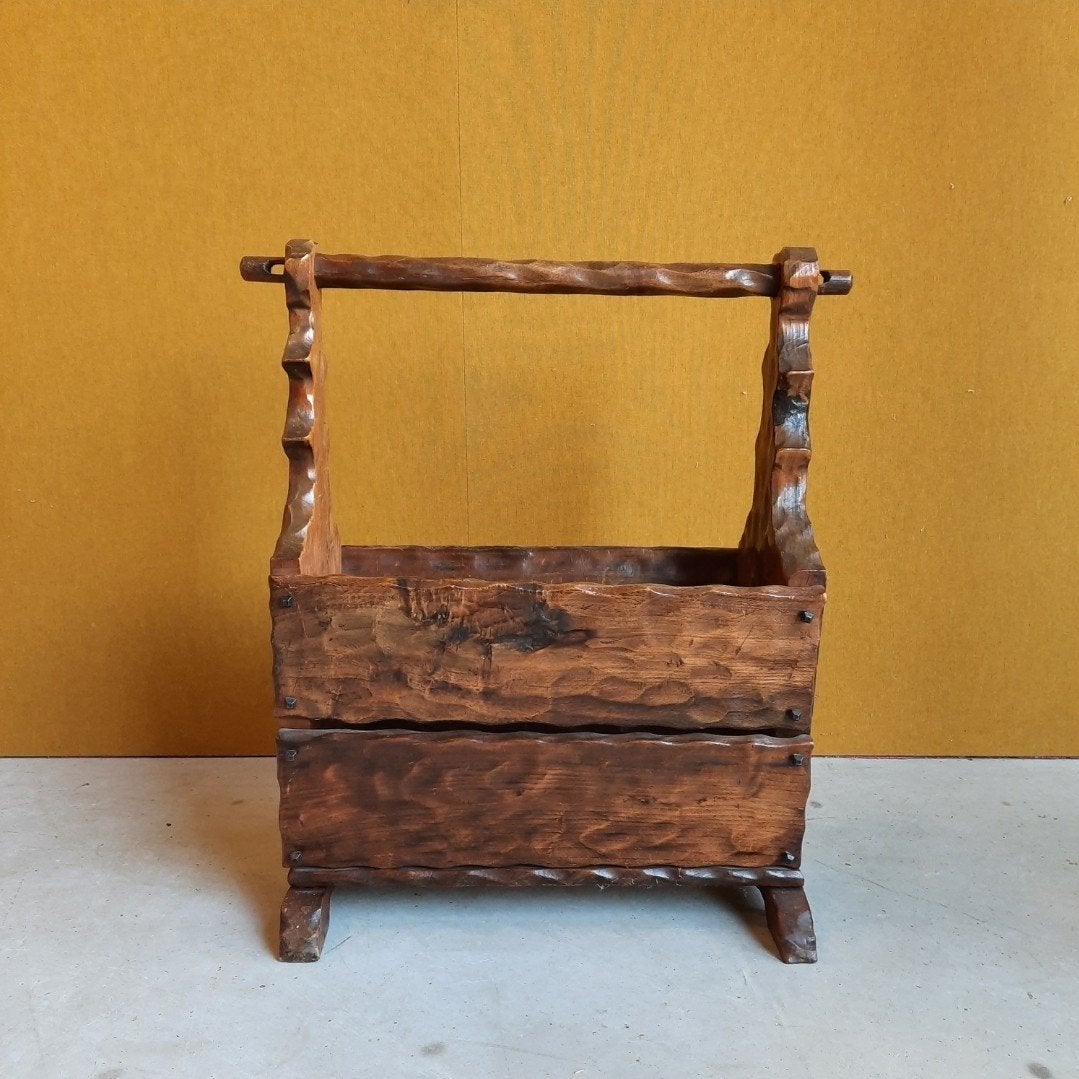Vintage brutalist krantenbak, organizer, houten lectuurbak, Gebruikt, Vintage, Ophalen of Verzenden, Nvt