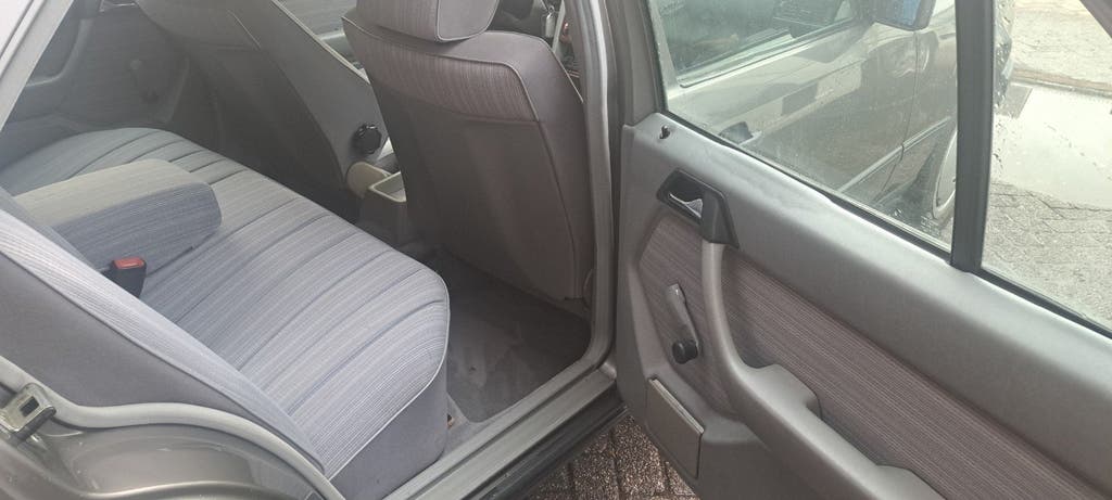MERCEDES BENZ 200 E W124, foto 7
