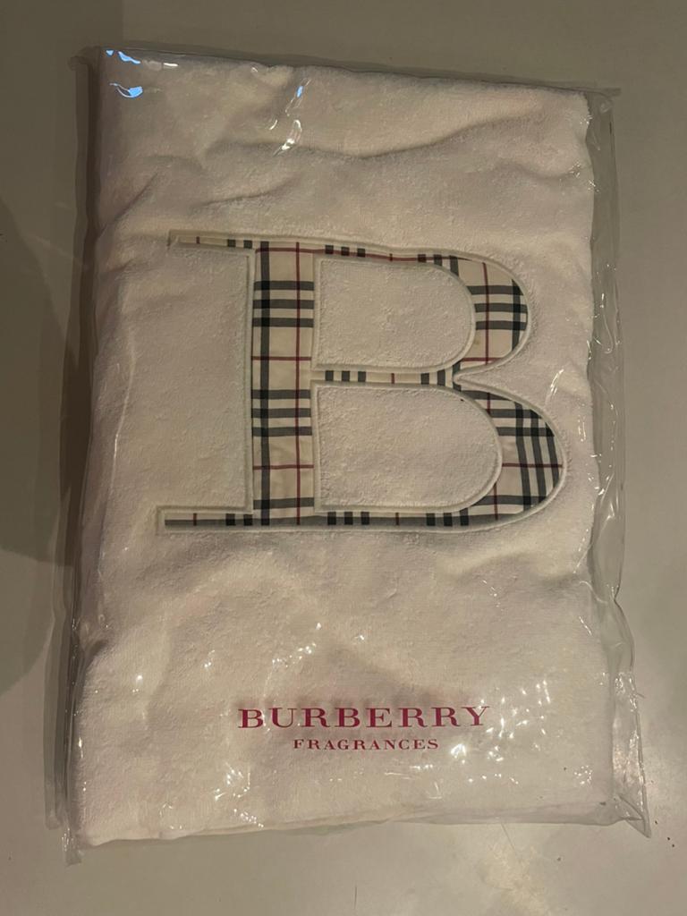 Burberry badlaken strandlaken nieuw, Ophalen of Verzenden, Nieuw, Overige typen