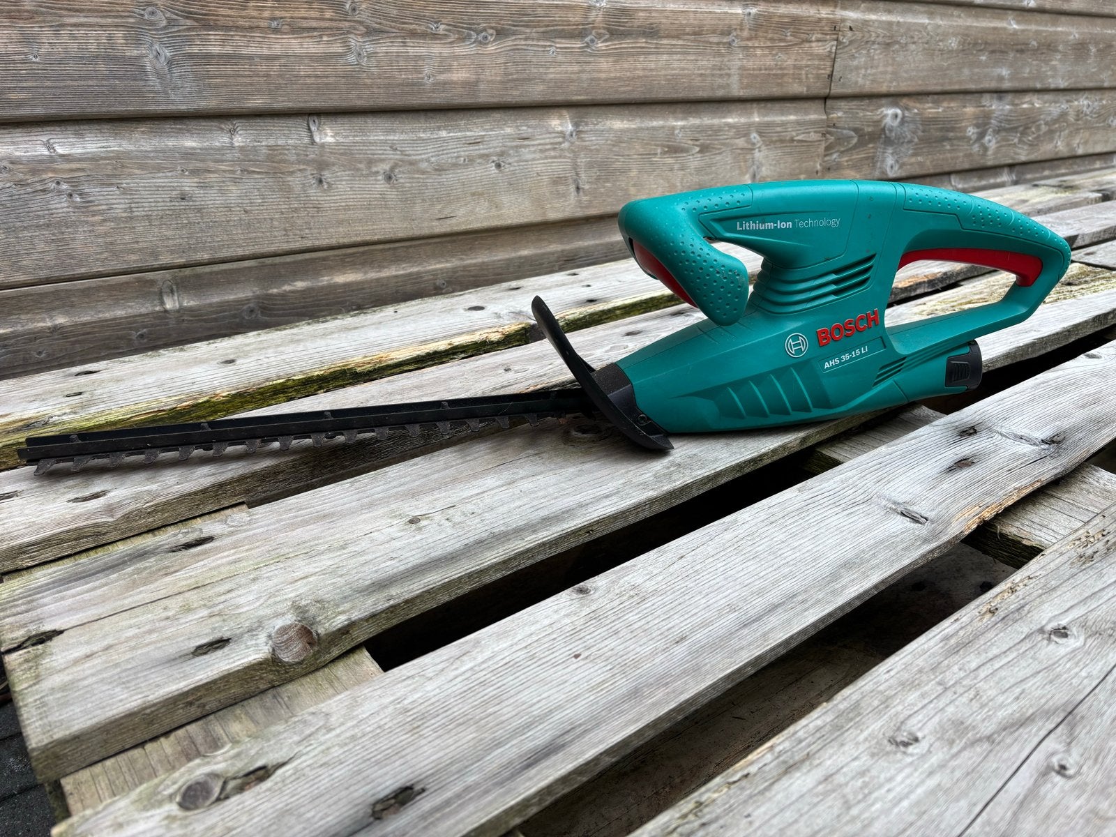 Bosch Heggenschaar AHS 35-15 LI - Accu, Tuin en Terras, Heggenscharen, Ophalen, Gebruikt, Accu