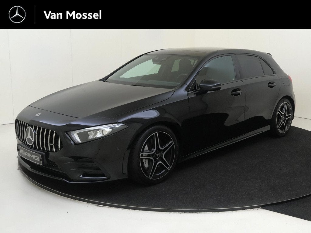 Mercedes-Benz A-klasse AMG 35 4MATIC Edition 1 /Night-pakket, Auto's, Mercedes-Benz, Automaat, 4 cilinders, Leder en Stof, Zwart