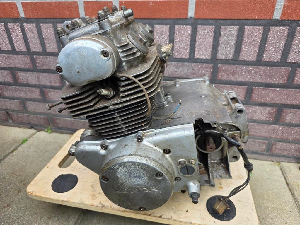 Honda cb175, Fietsen en Brommers, Brommeronderdelen | Oldtimers, Gebruikt, Overige merken, Blok, Ophalen of Verzenden