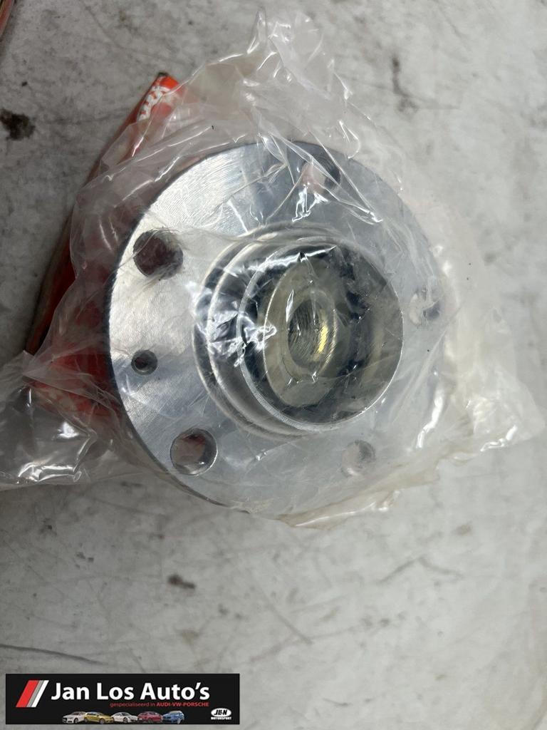 Audi TT achterwiellager met abs 5x100, Gebruikt, -, -, -