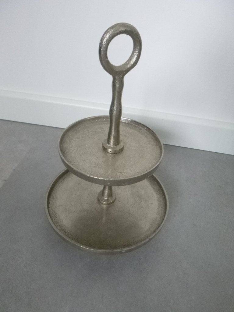 metalen etagere  afm. 28cm hoog,   zgan, Ophalen of Verzenden, Zo goed als nieuw, Etagère, Metaal