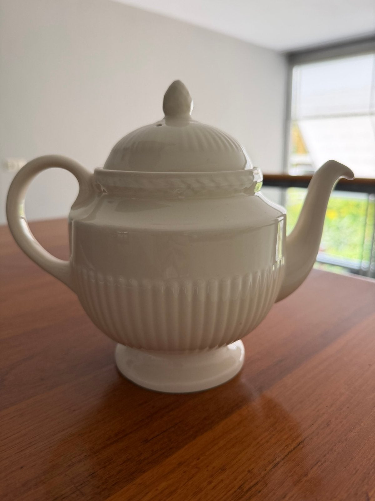 Wedgwood Edme theepot, Huis en Inrichting, Keuken | Servies, Klassiek, Ophalen of Verzenden, Zo goed als nieuw, Theepot