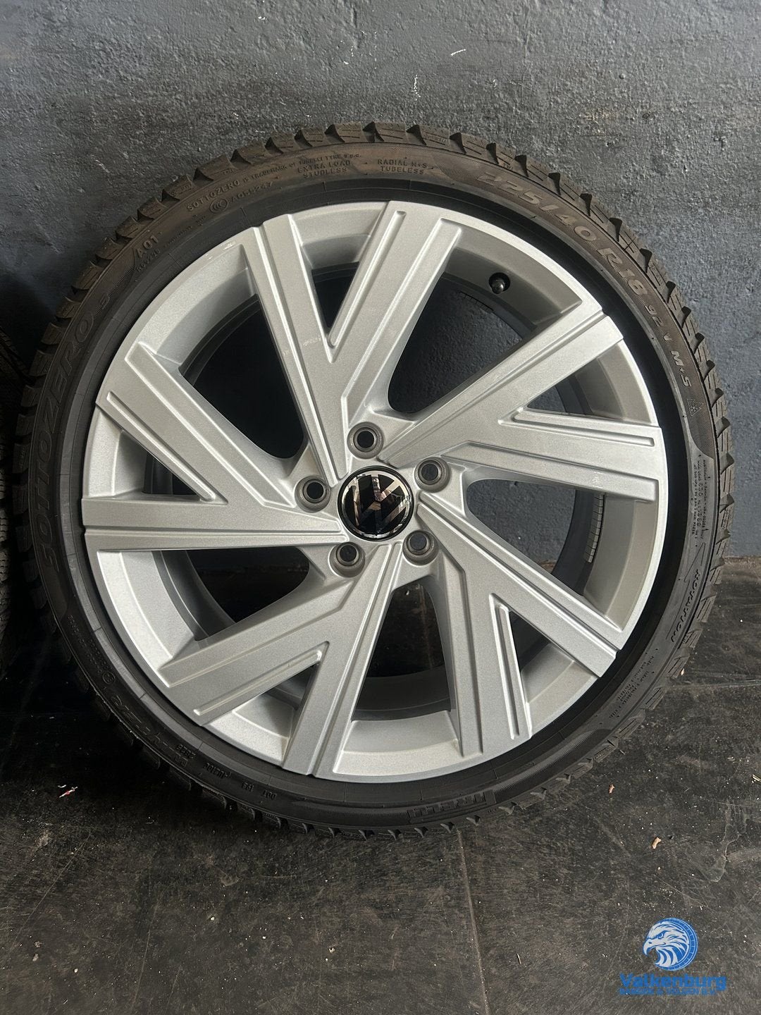 7-8mm! Originele VW Golf 8 GTI 5H Bergamo 18 inch velgen 5x1, 18 inch, Gebruikt, -, -