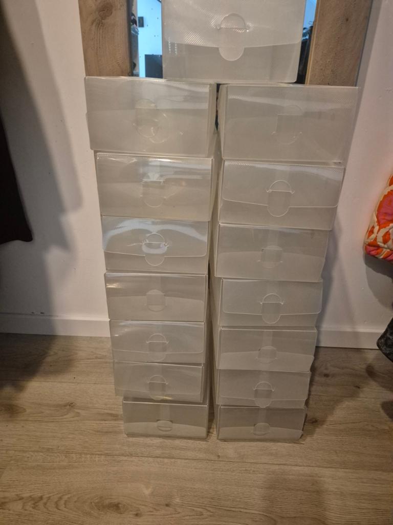 15 doorzichtige schoenendozen, Ophalen of Verzenden, Zo goed als nieuw