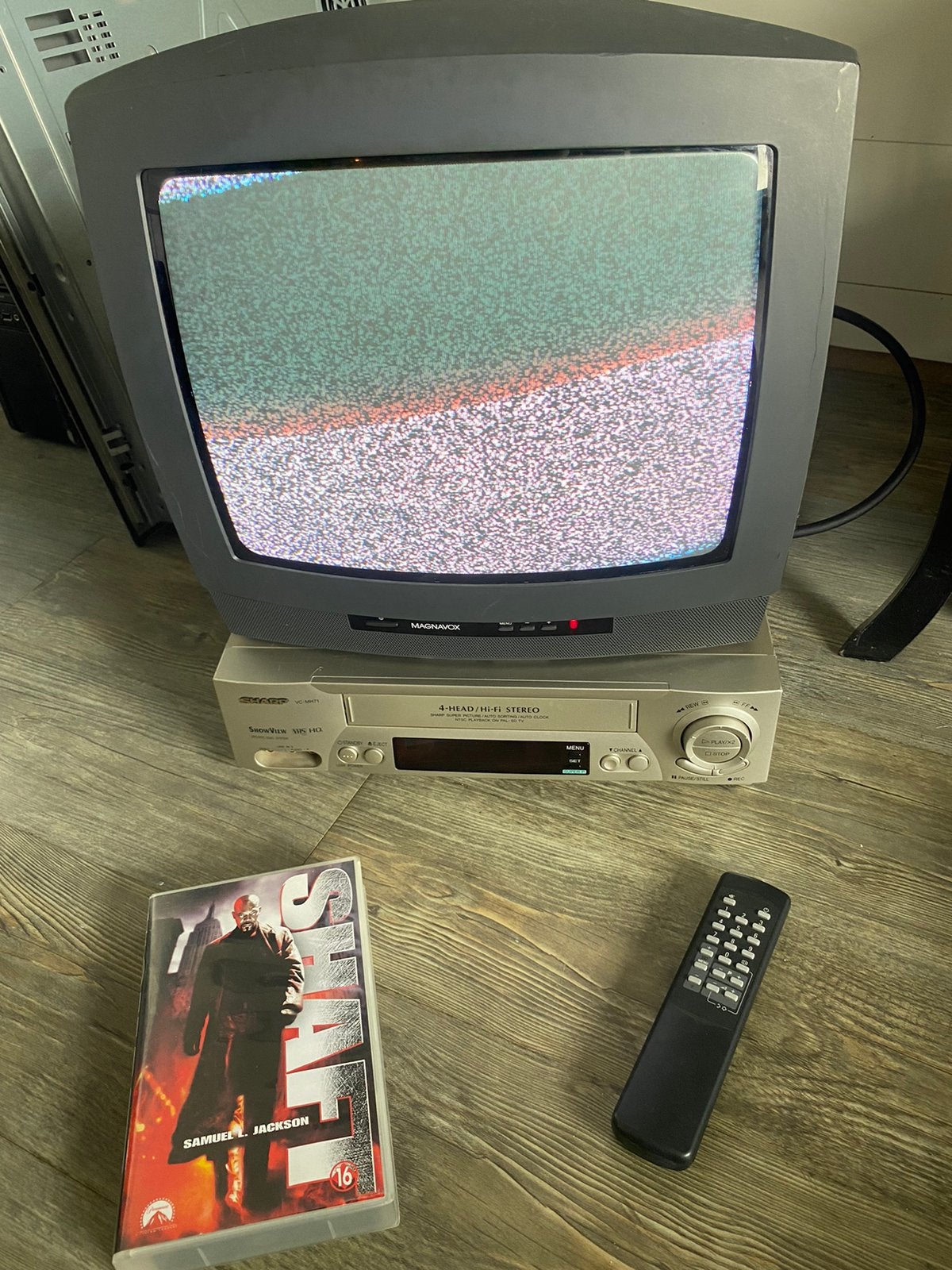 Oldskool 1990 vhs video banden tv crt set compleet nintendo, Ophalen of Verzenden, Gebruikt