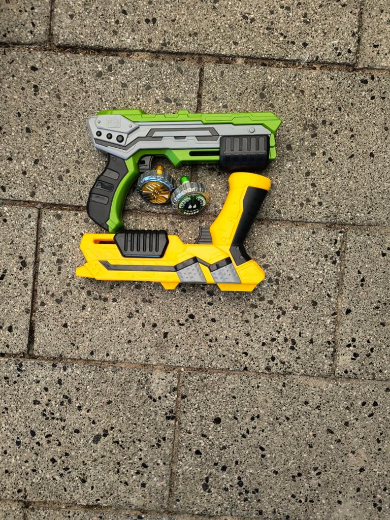 Spinner Mad set met arena en 2 blasters, Ophalen of Verzenden, Gebruikt, Jongen of Meisje