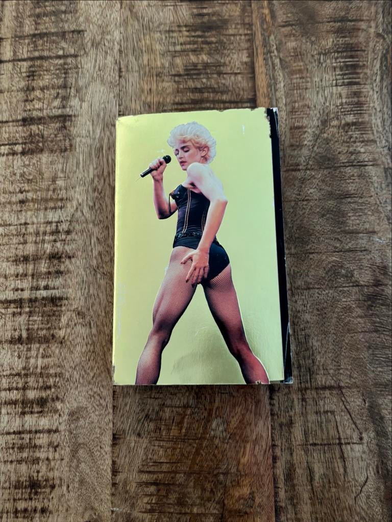 Madonna: Een Geïllustreerde Biografie, Boeken, Ophalen of Verzenden, Gelezen, Artiest