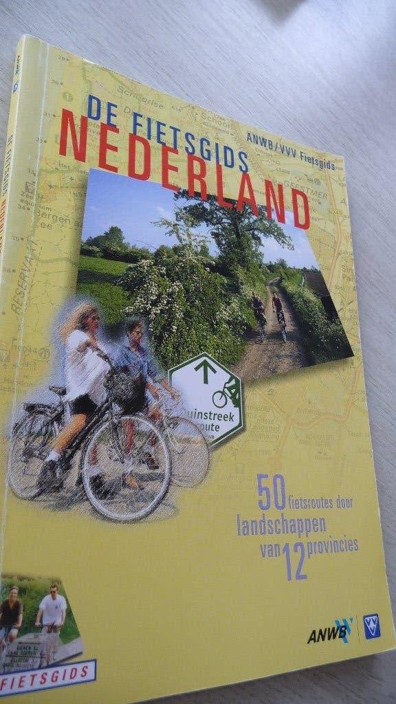 De fietsgids Nederland ANWB, Gelezen, Fiets- of Wandelgids, Ophalen of Verzenden, ANWB
