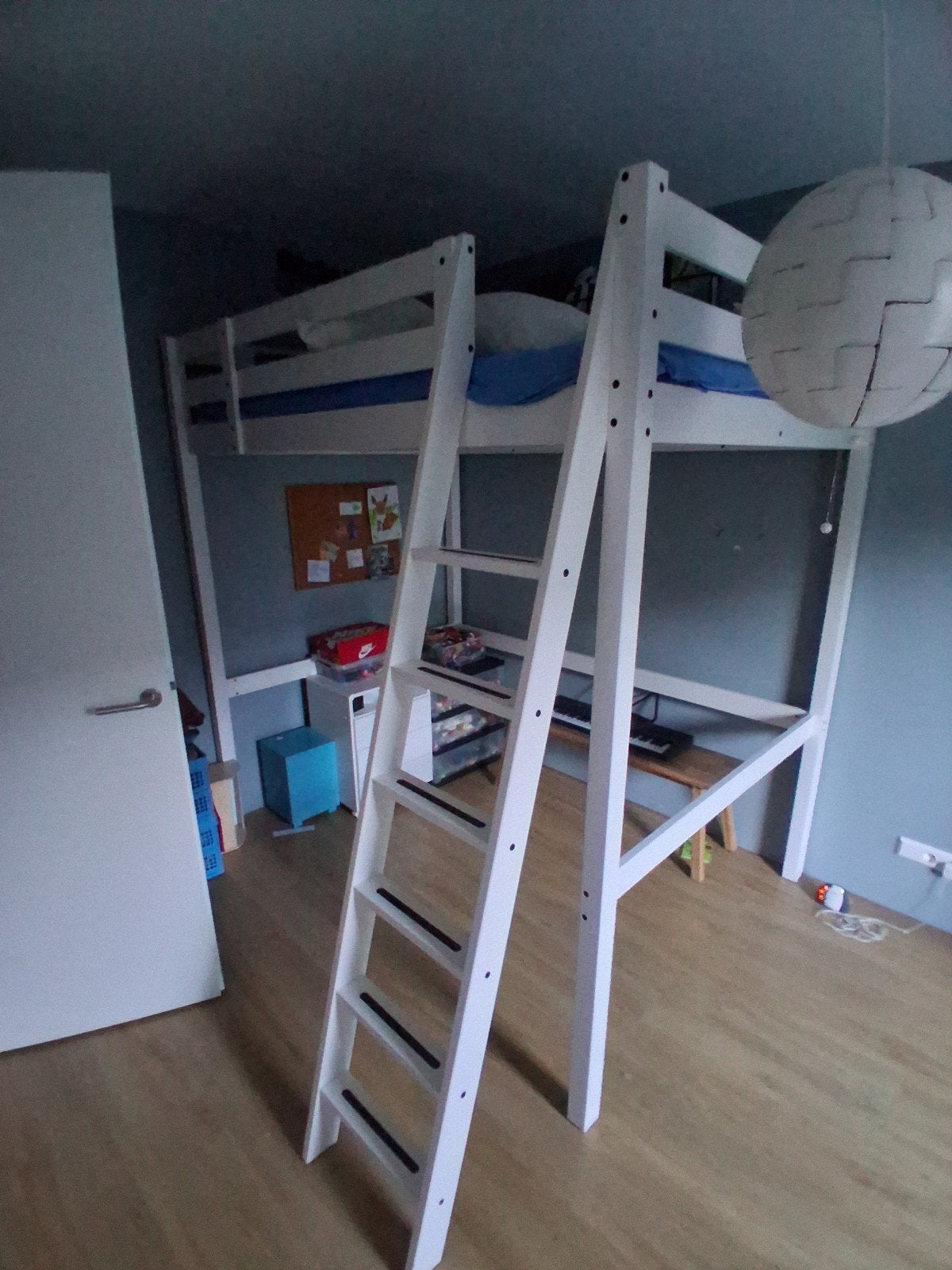 Ikea Stora Hoogslaper Wit - 2 jaar oud en in goede staat, Huis en Inrichting, Slaapkamer | Stapelbedden en Hoogslapers, Ophalen