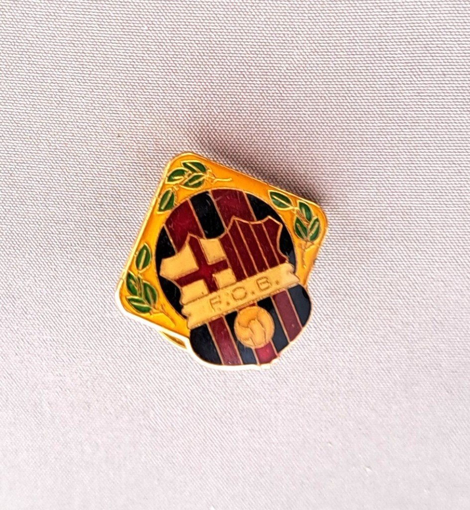 pin FC Barcelona, Verzamelen, Speldjes, Pins en Buttons, Ophalen of Verzenden, Zo goed als nieuw, Sport, Speldje of Pin