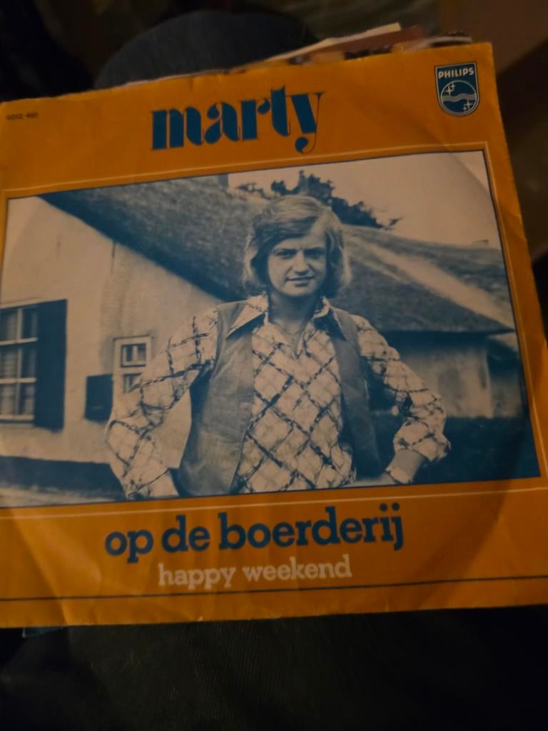 Marty - Op De Boerderij / Happy Weekend (Single), 1 single, Ophalen of Verzenden, Gebruikt, Nederlandstalig