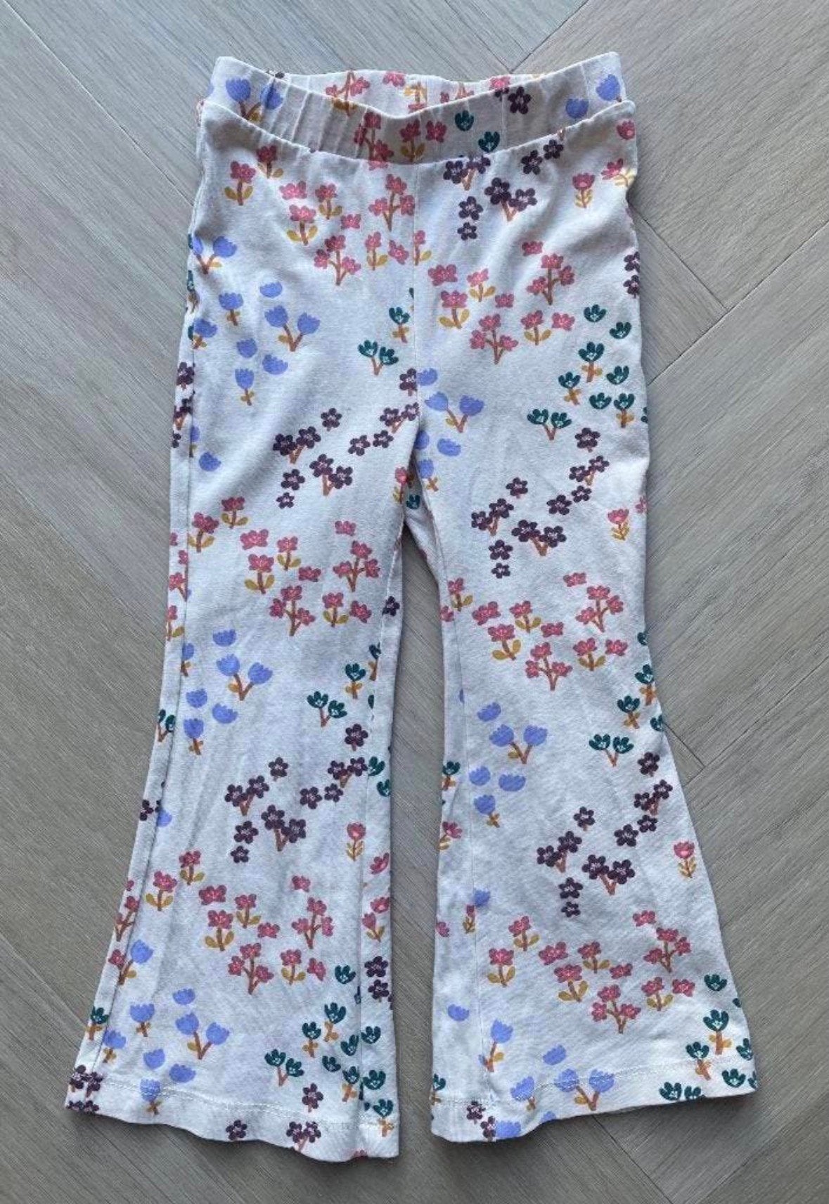 HEMA flared broekje maat 86/92 | babykleding meisje, Ophalen of Verzenden, Zo goed als nieuw, Meisje, Broekje