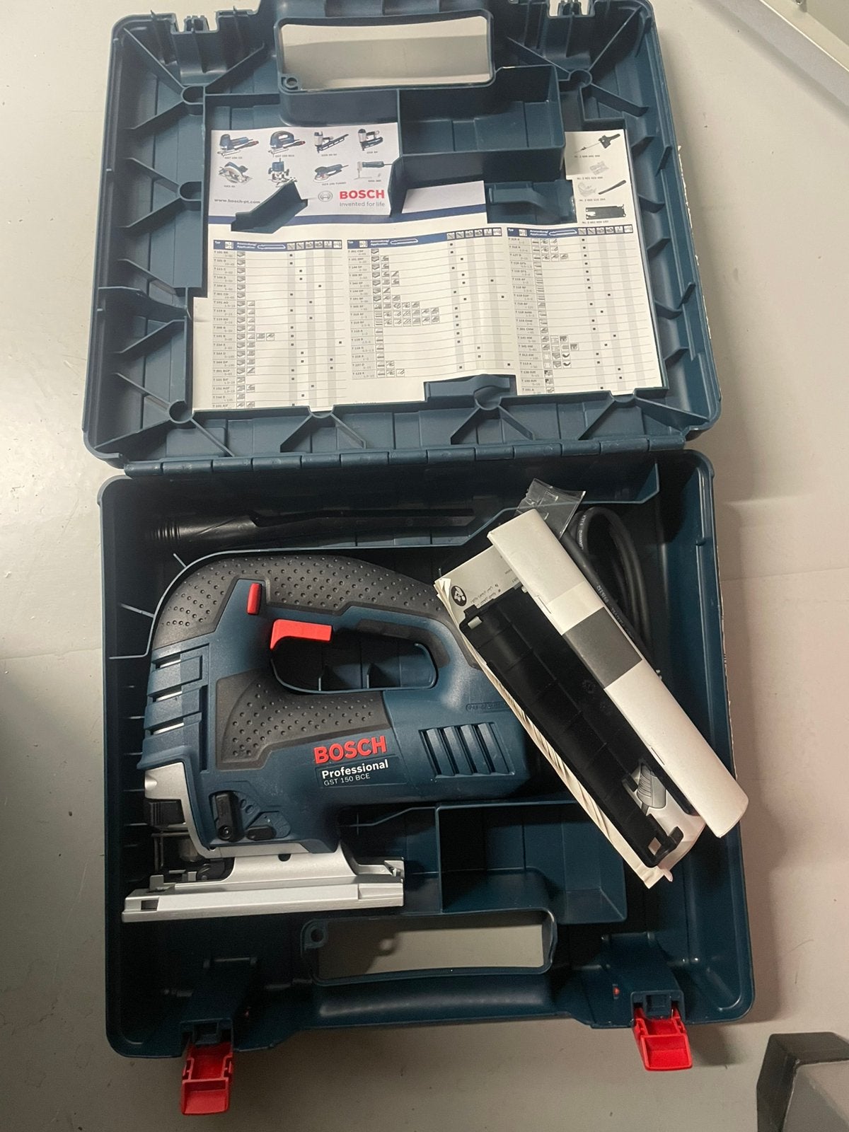 Bosch Professional Nieuw decoupeerzaag GST 150 BCE 780w, 600 watt of meer, Variabele snelheid, Overige typen, Nieuw