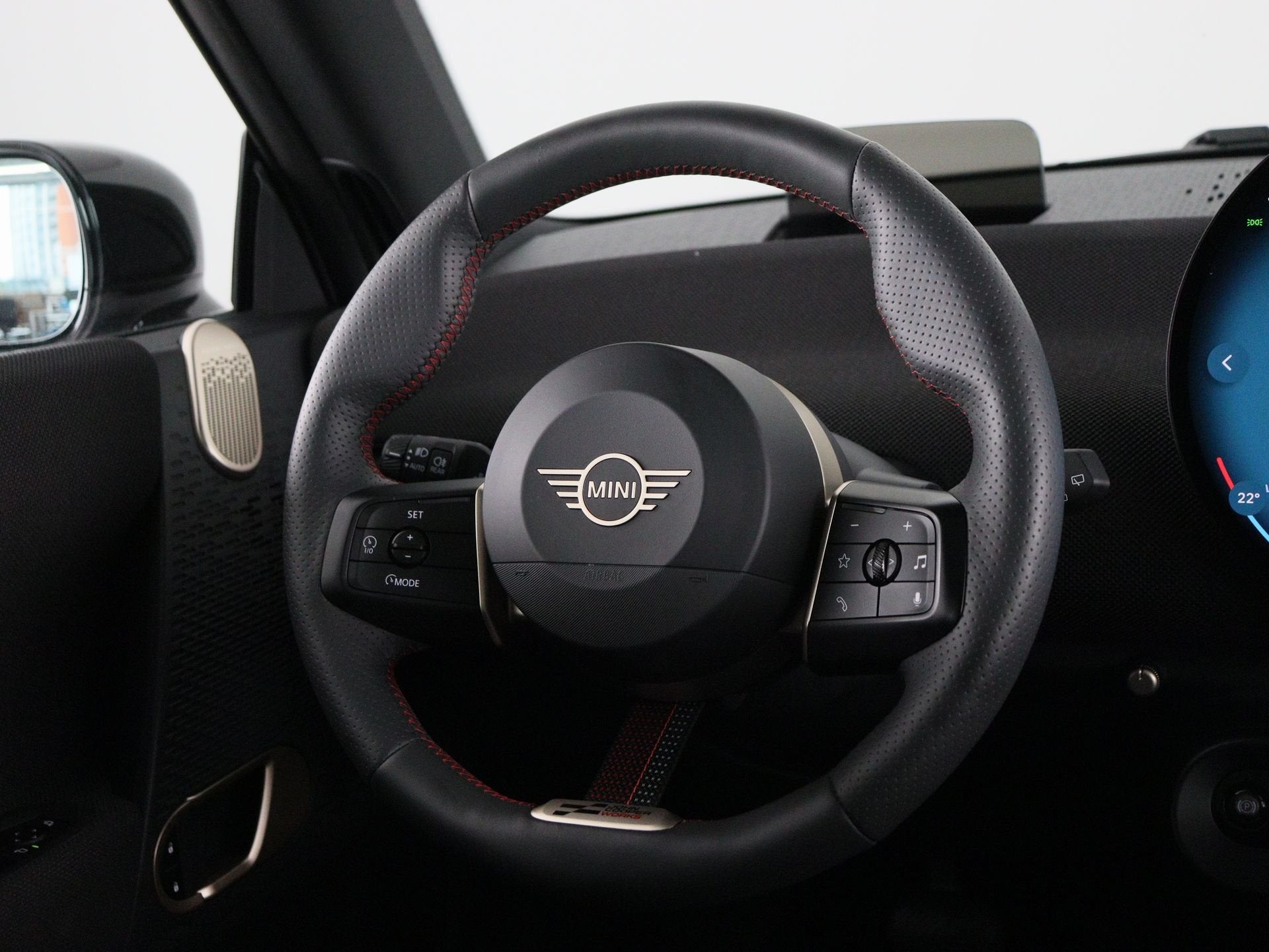 MINI Cooper E John Cooper Works Pakket XL (bj 2024), Dealer onderhouden, Gebruikt, Zwart, Met garantie (alle)