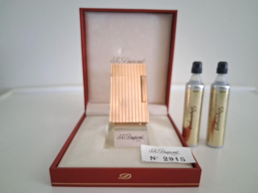 Dupont Aansteker L2 Verguld Goud Kleur .Met PING Geluid., Ophalen of Verzenden, Gebruikt, Aansteker