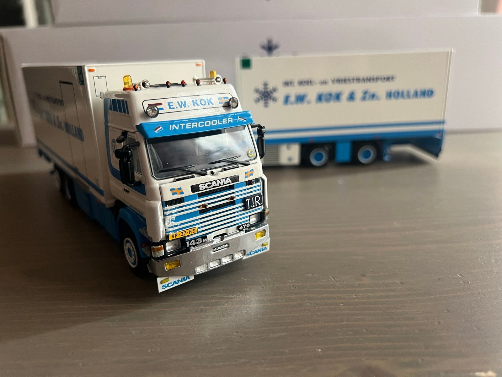 WSI Models Scania 143 Serie combi E.W. Kok & Zn., Ophalen of Verzenden, Nieuw, Bus of Vrachtwagen, Wsi