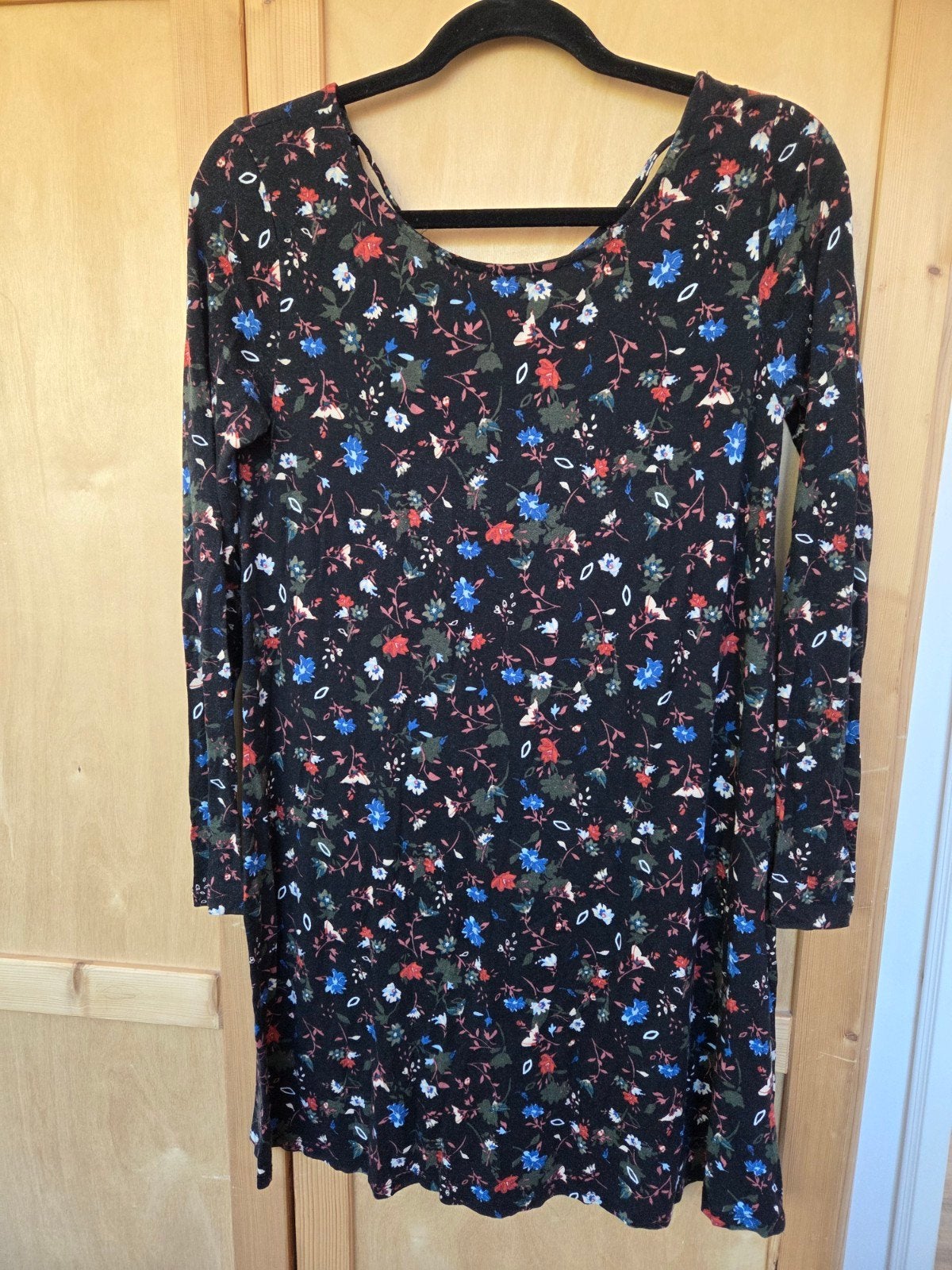 Pull&Bear bloemenjurk mt M, Maat 38/40 (M), Ophalen of Verzenden, Gedragen, Boven de knie