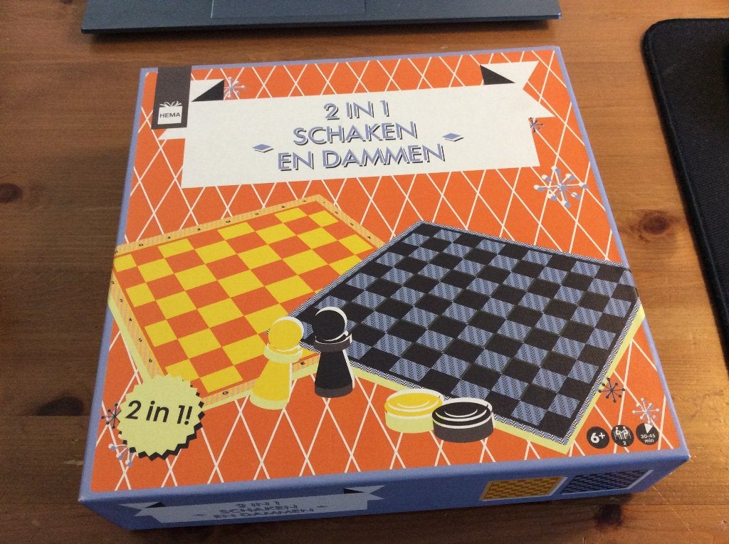 HEMA 2 in 1 schaken en dammen. Nieuw, Een of twee spelers, Ophalen of Verzenden, Nieuw, Hema