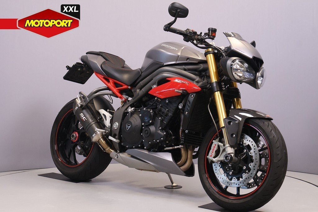Triumph SPEED TRIPLE R (bj 2017), Triumph Motocycles, Triumph.Benelux@triumph.co.uk, De Droogmakerij 40A
1851 LX   Heiloo, NL