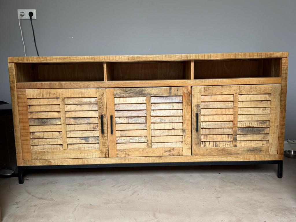Zware dressoirkast van mangohout - 180x45x85 cm, Huis en Inrichting, Ophalen, 150 tot 200 cm, Zo goed als nieuw, 25 tot 50 cm