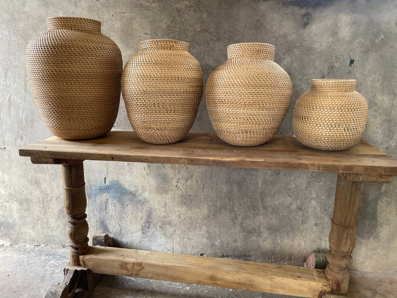 Set van 4 handgeweven rotan vazen, Ophalen