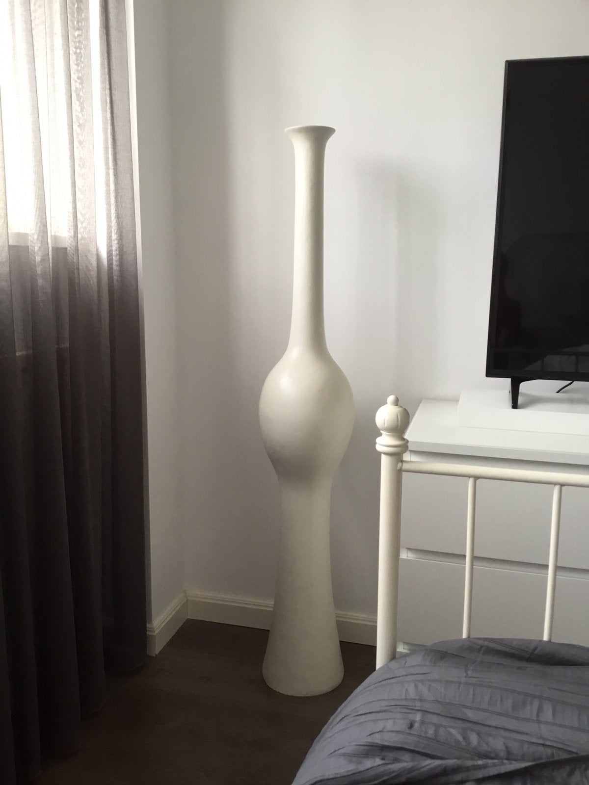 Mooie witte vaas, Ophalen, Wit, Aardewerk of Porselein, Zo goed als nieuw