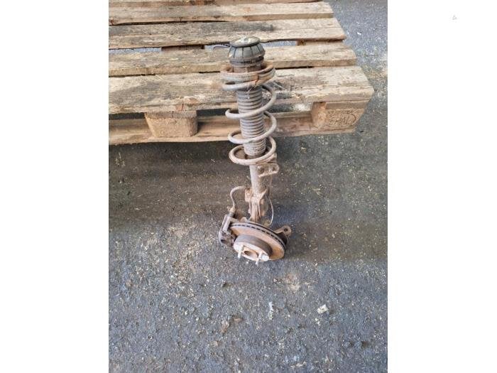 Schokdemperpoot links-voor van een Suzuki Alto, Gebruikt, -, -, -