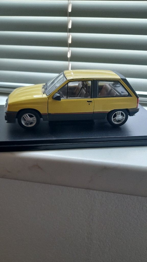 Opel Corsa A 1.3 SR, Hobby en Vrije tijd, Ophalen of Verzenden, Zo goed als nieuw, Auto, Overige merken