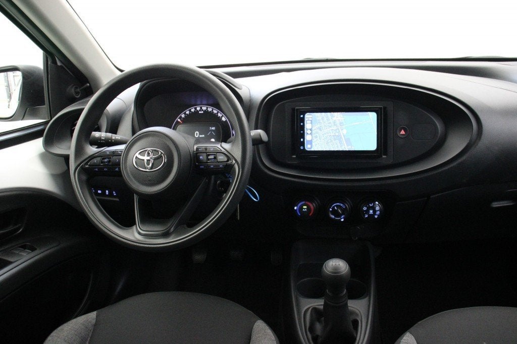Toyota AYGO X 1.0 VVT-i MT - Carplay, Adaptive Cruise, Airco, Auto's, 31 €/maand, Met garantie (alle), 4 stoelen, Wit