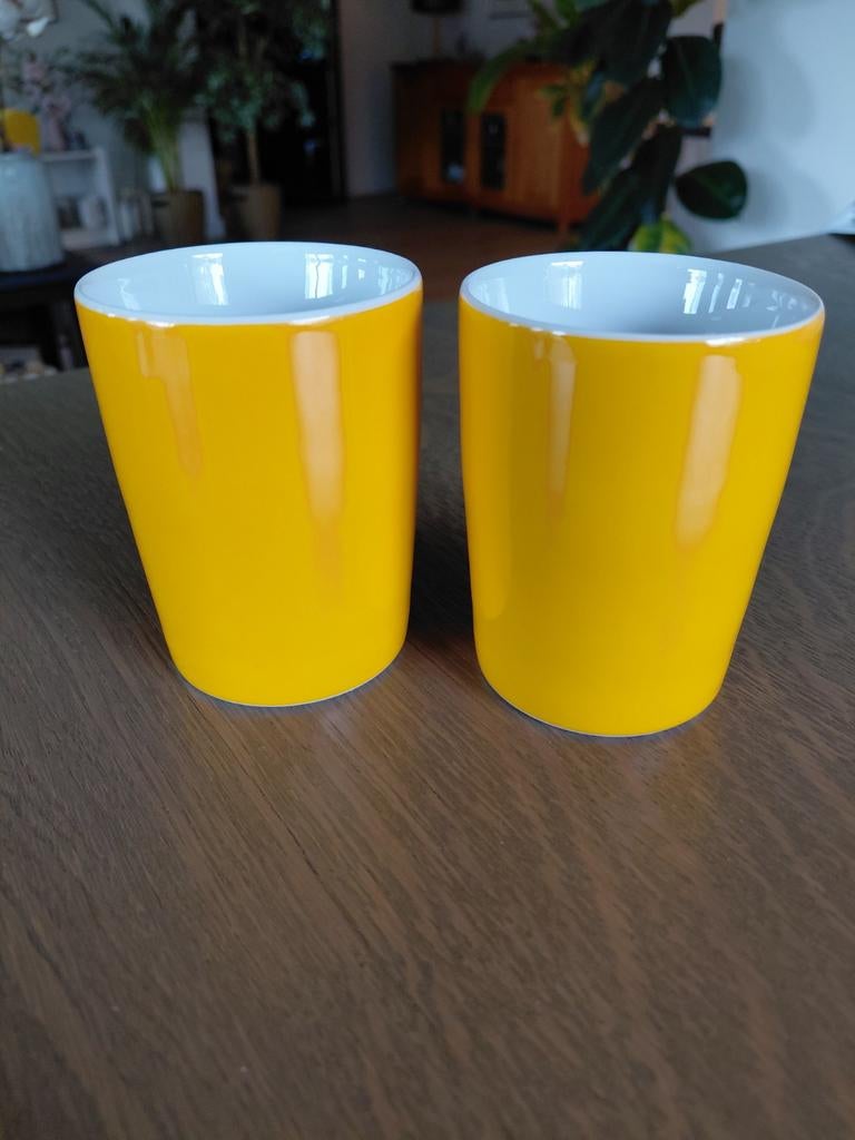 2X THUN DESIGN KOFFIEMOKJES - SPECIALLY DESIGNED FOR PHILIPS, Huis en Inrichting, Keramiek, Nieuw, Ophalen of Verzenden, Effen