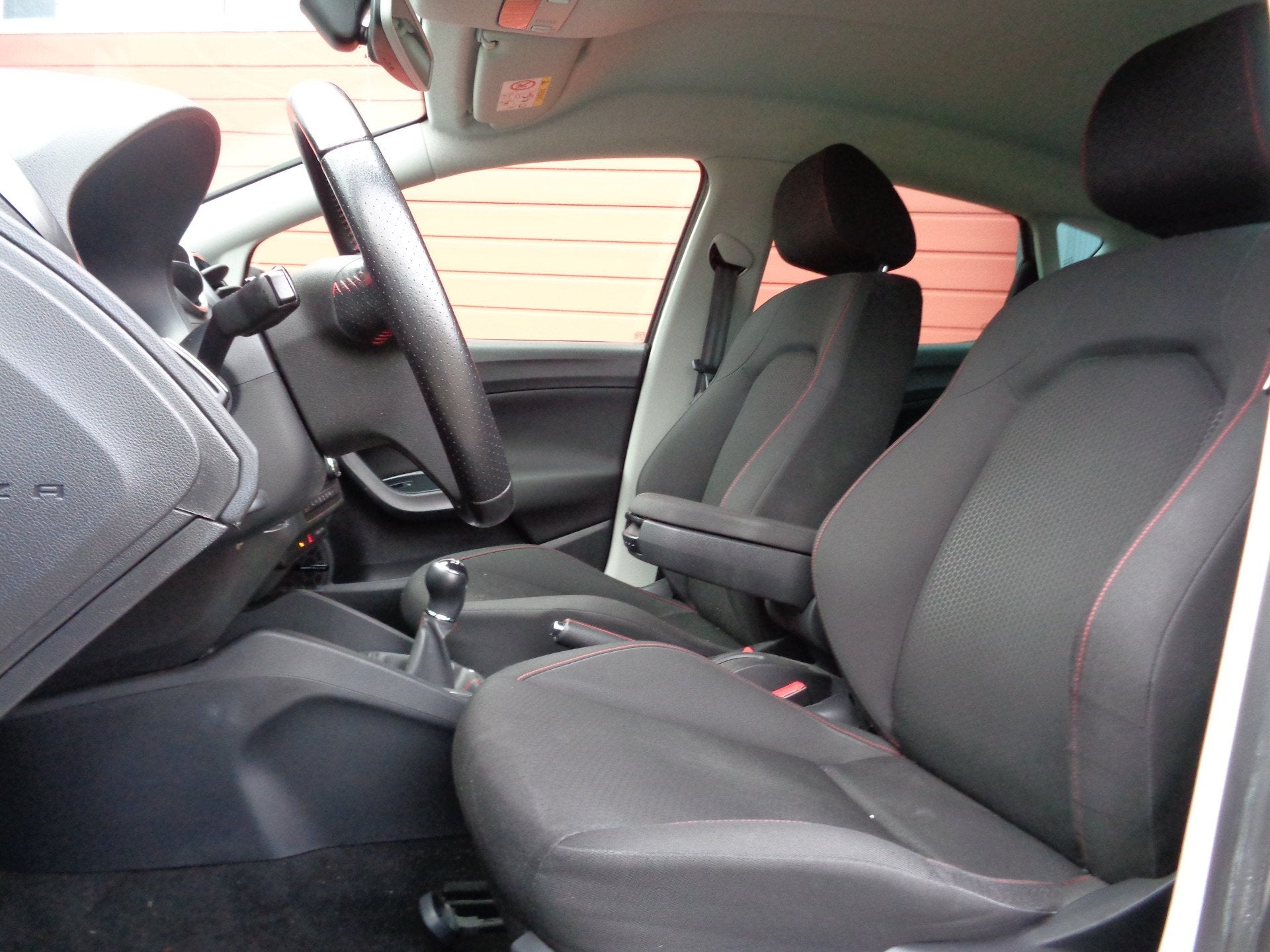 SEAT Ibiza 1.0 EcoTSI FR Connect, Luxe uitvoering Navi NL-Au, Auto's, Voorwielaandrijving, Euro 6, 540 kg, 995 kg