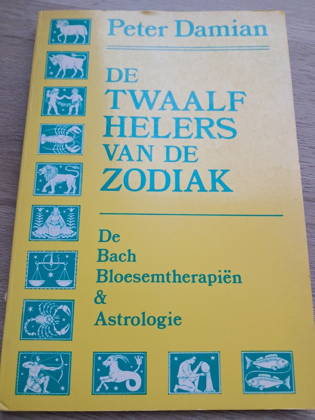 De Twaalf Helers van de Zodiac - Bach Bloesemtherapie, Ophalen of Verzenden