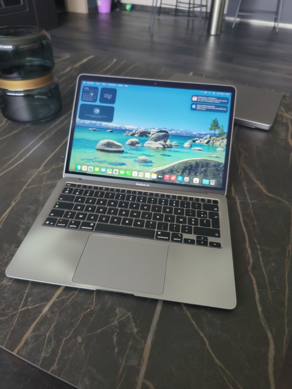 Macbook air m1 16gb ram 512gb ssd opgeofferde prijs, 13 inch, 512 GB, Ophalen of Verzenden, Zo goed als nieuw