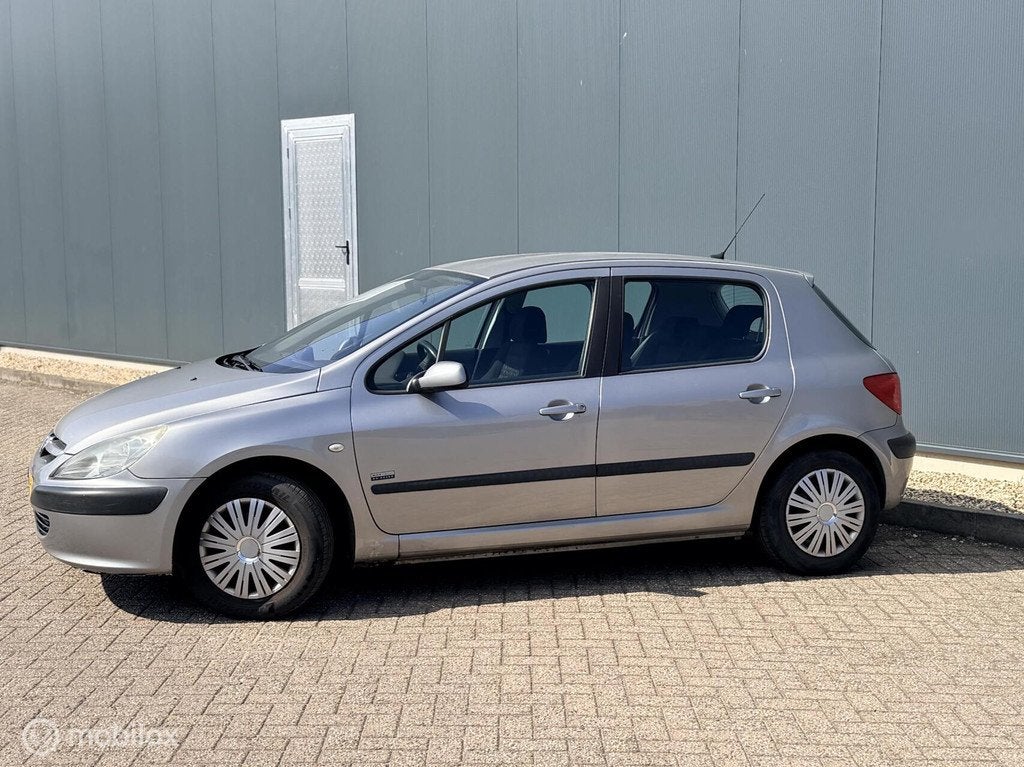 Peugeot 307 1.6-16V Griffe NAP/WERKENDEAIRCO/APK, Auto's, Peugeot, Voorwielaandrijving, Gebruikt, Stoelverwarming, 4 cilinders