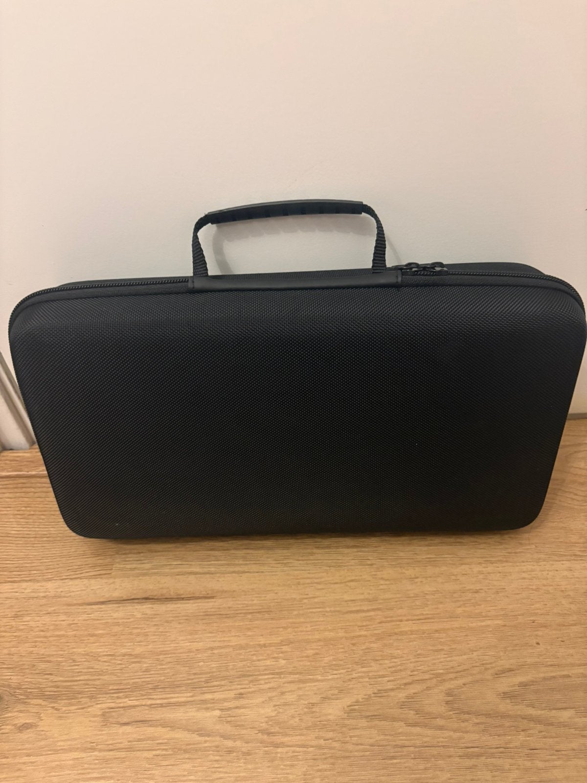 Luxe Horlogebox voor 8 horloges - Zwart, Gebruikt, Hard kunststof, Minder dan 50 cm, Ophalen of Verzenden