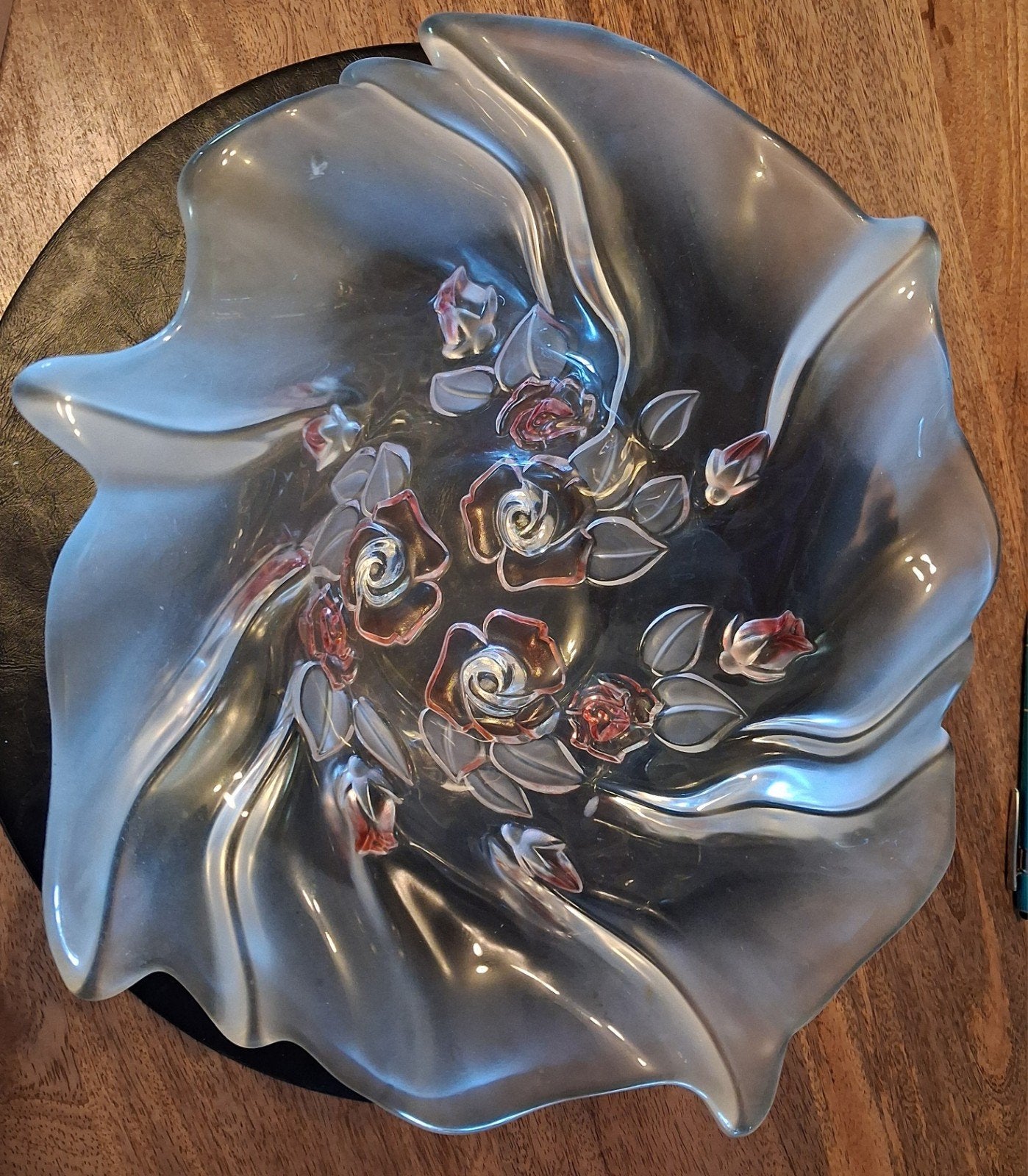 Decoratieve glazen schaal met rozenmotief, Antiek en Kunst, Ophalen of Verzenden
