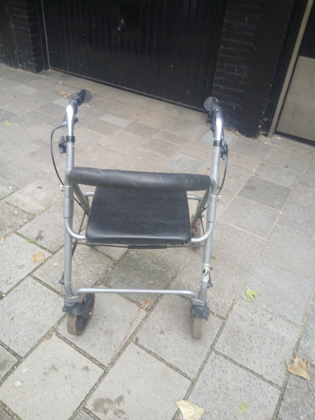 Rollator, Ophalen