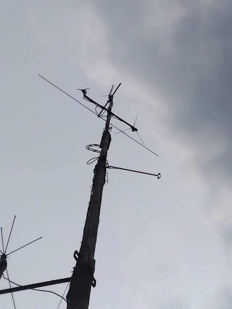 Zendmast antennemast 25m plus antennes en schotels, Telecommunicatie, Antennes en Masten, Gebruikt, Antenne, Ophalen