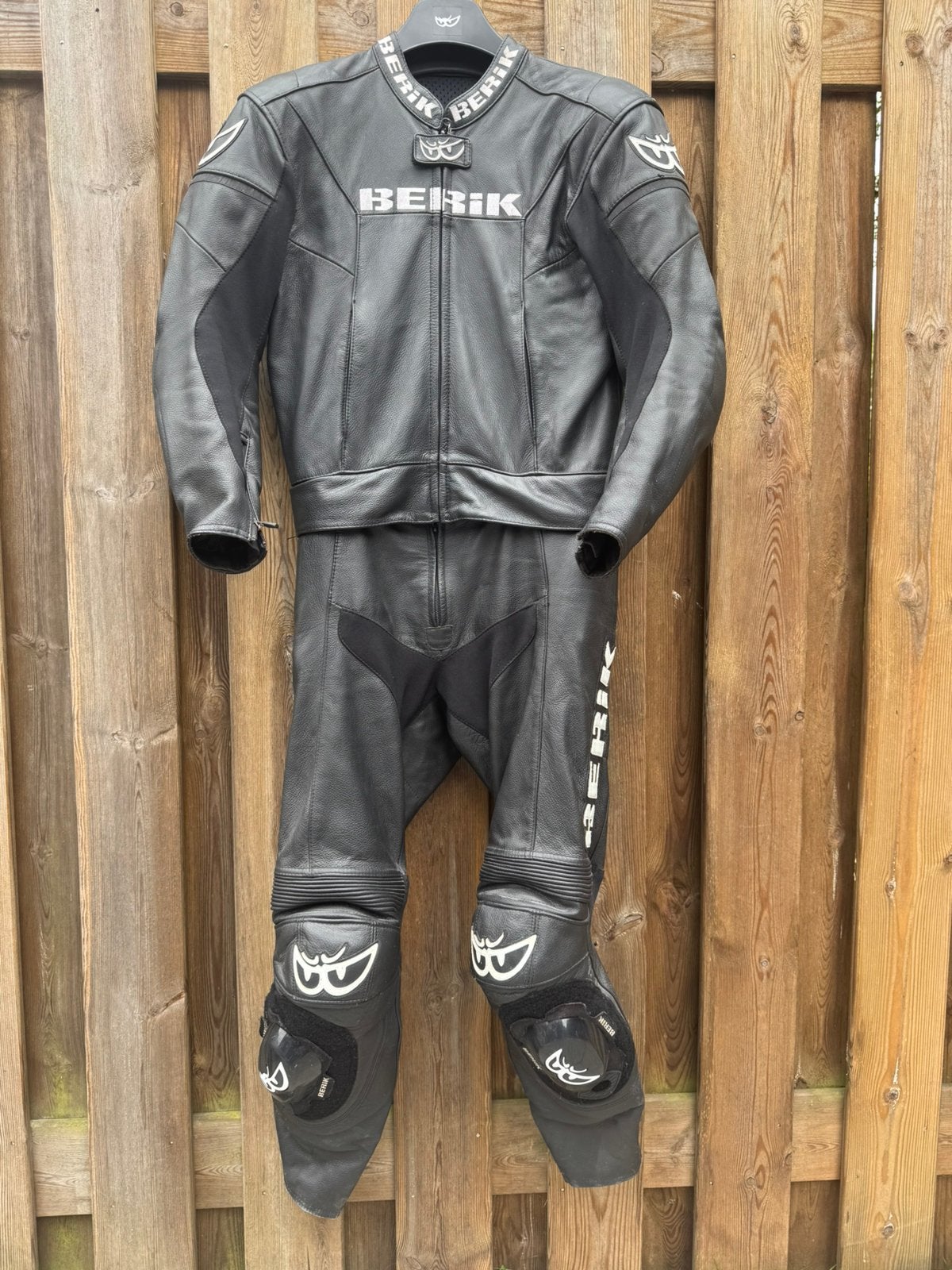 Berik LS2-9111B-BK 2-delig leren motorpak – Maat 52, Motoren, Kleding | Motorkleding, Ophalen of Verzenden, Tweedehands, Combipak