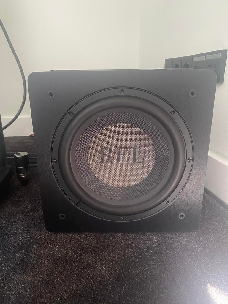 REL HT1003 in zeer nette staat!, Subwoofer, Zo goed als nieuw, 120 watt of meer, Ophalen
