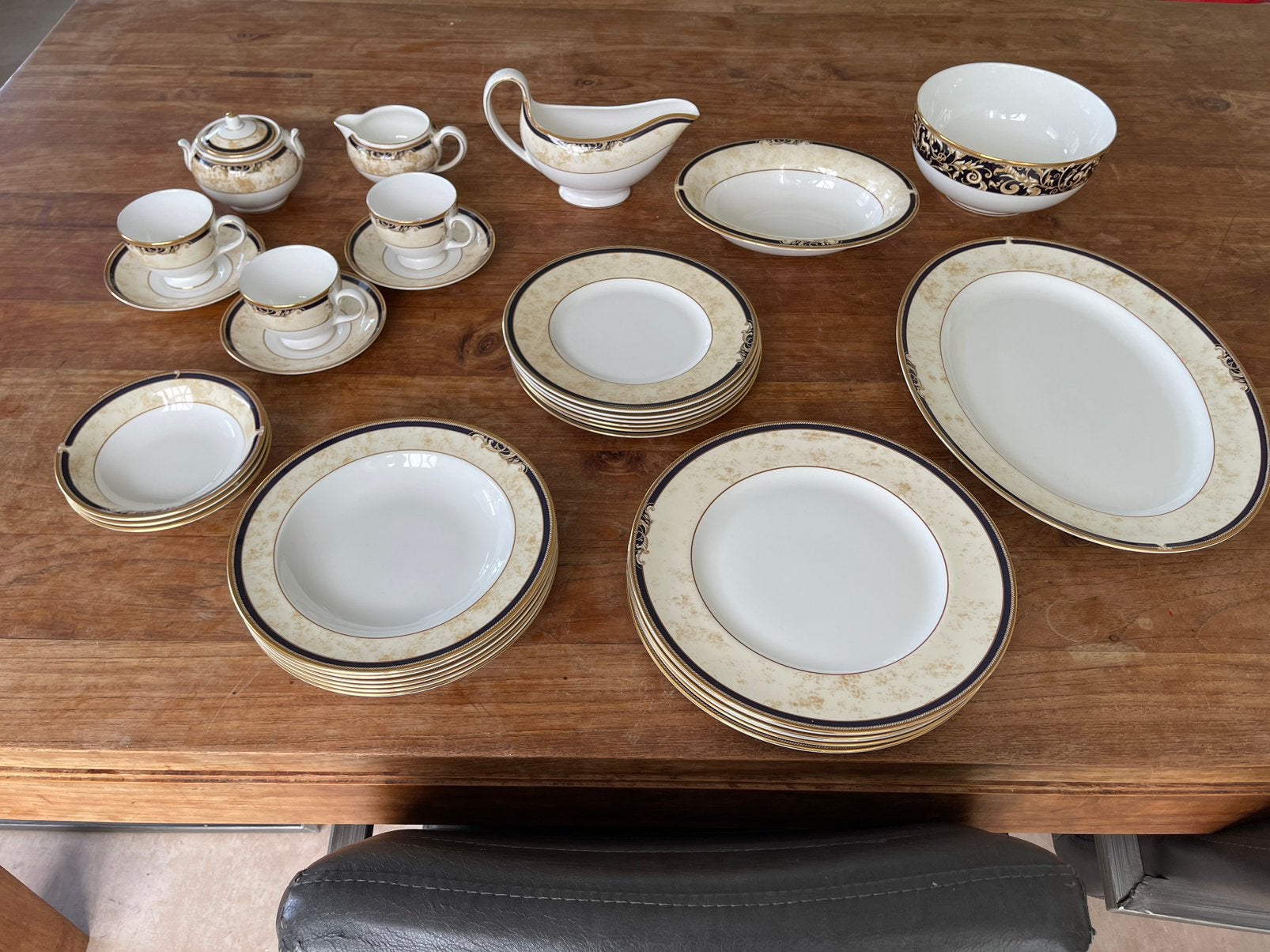 Wedgwood bone china cornucopia servies 6 persoons, Ophalen of Verzenden, Zo goed als nieuw, Porselein, Overige typen