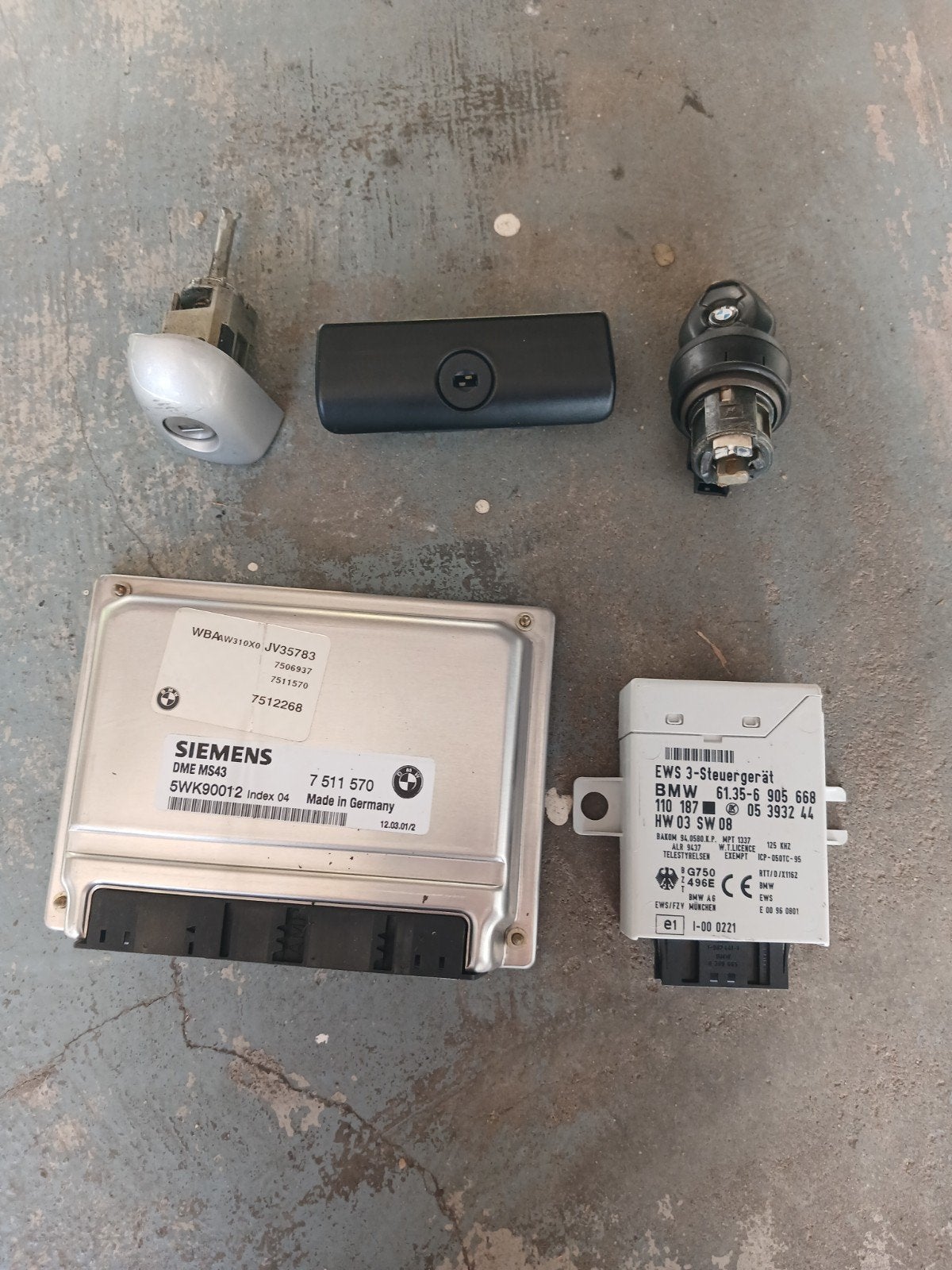 BMW E46 ECU/Motorcomputer met EWS sleutel en sloten, Auto-onderdelen, Elektronica en Kabels, Ophalen, Gebruikt, BMW